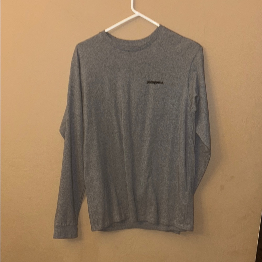 Patagonia Heather Gray Crewneck Top